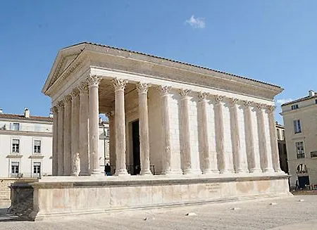 L'Eden - Joli Studio En Centre Ville Nimes Exterior photo